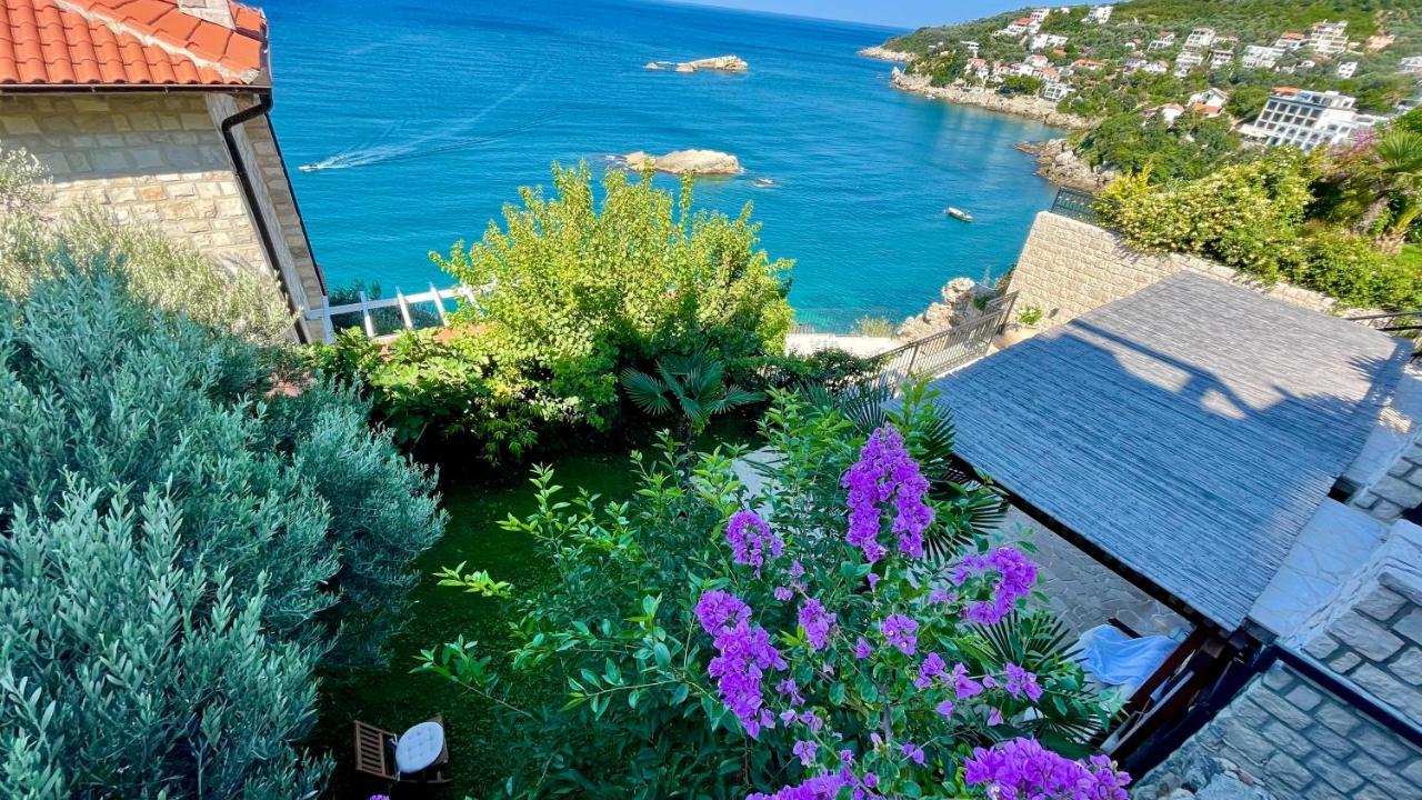 Le Petit Bonheur Ulcinj Exterior foto
