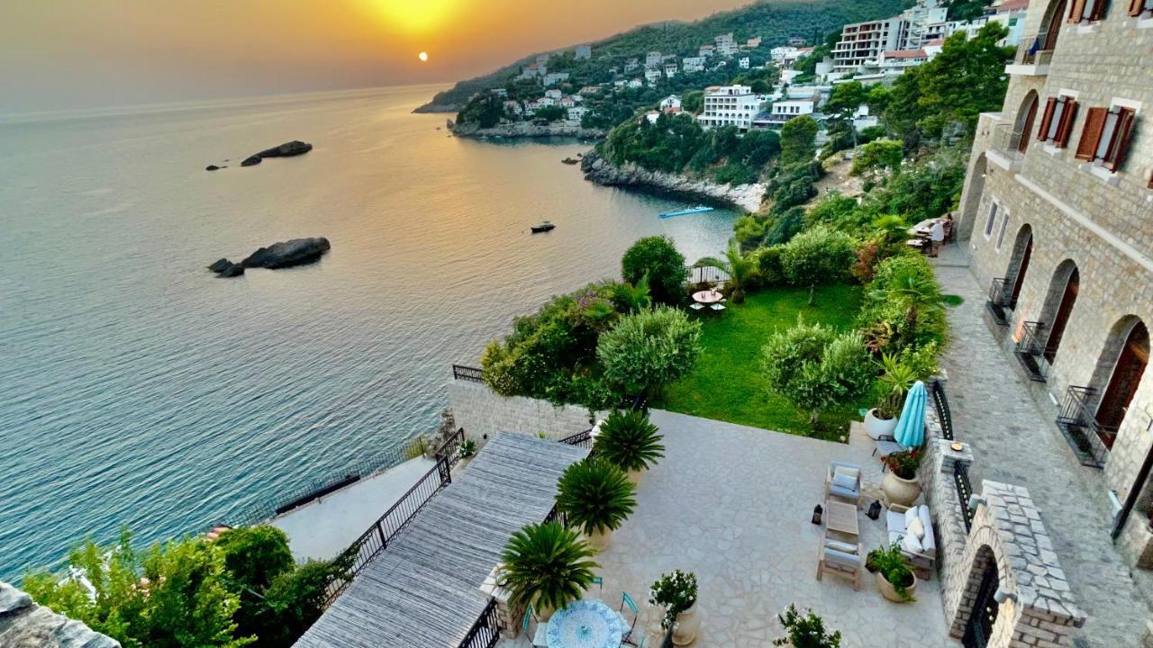 Le Petit Bonheur Ulcinj Exterior foto